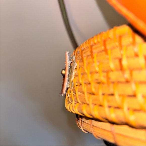 5/$25 Round Rattan Wooden Boho Weaved Straw Handbag - Picture 5 of 6